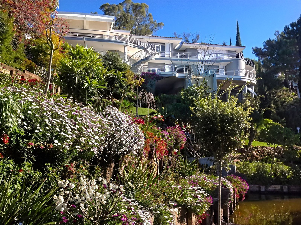 El Madroñal, Benahavís