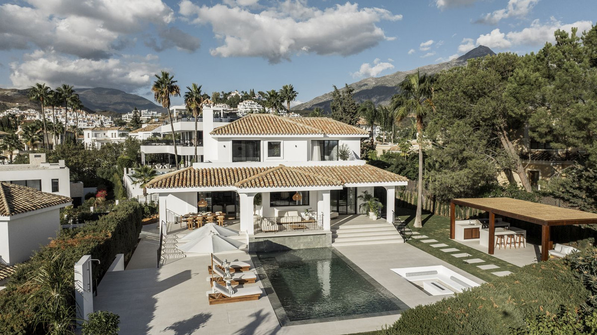 Nueva Andalucía, Marbella