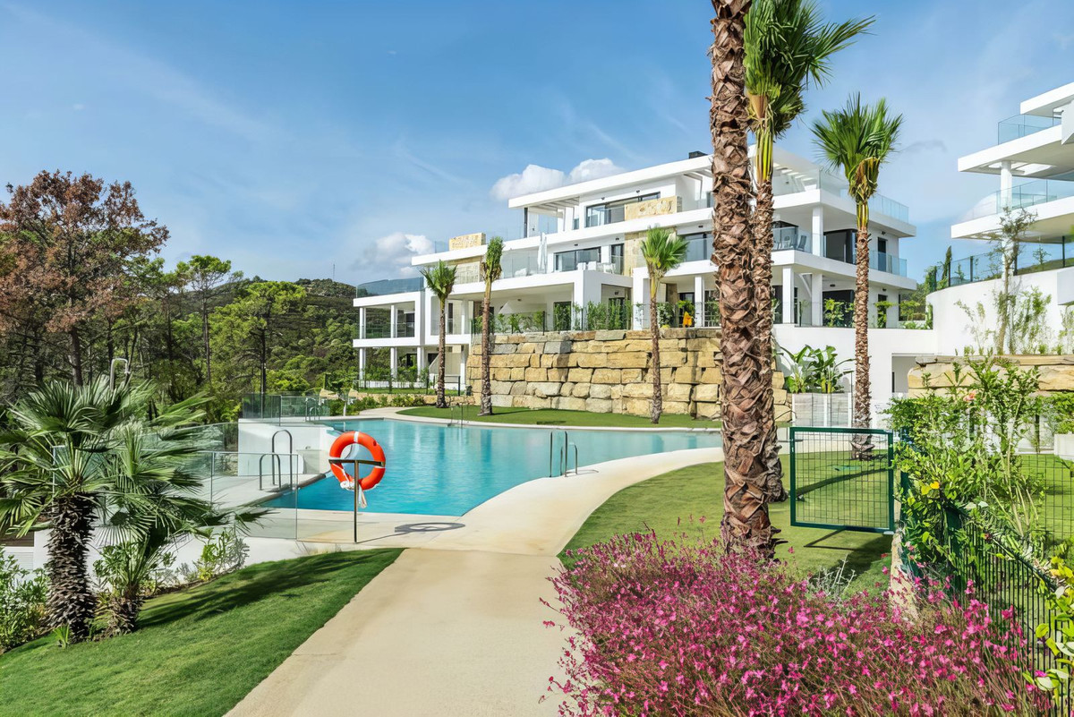 New Golden Mile, Estepona